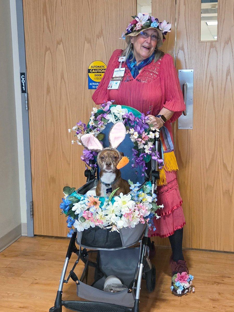 MemHospitalNH's tweet photo. Marion Owen and LillaDu dressed in their spring finery and visited Memorial this weekend. Thank you for bringing us Easter smiles. https://t.co/O5ne2PhIGi