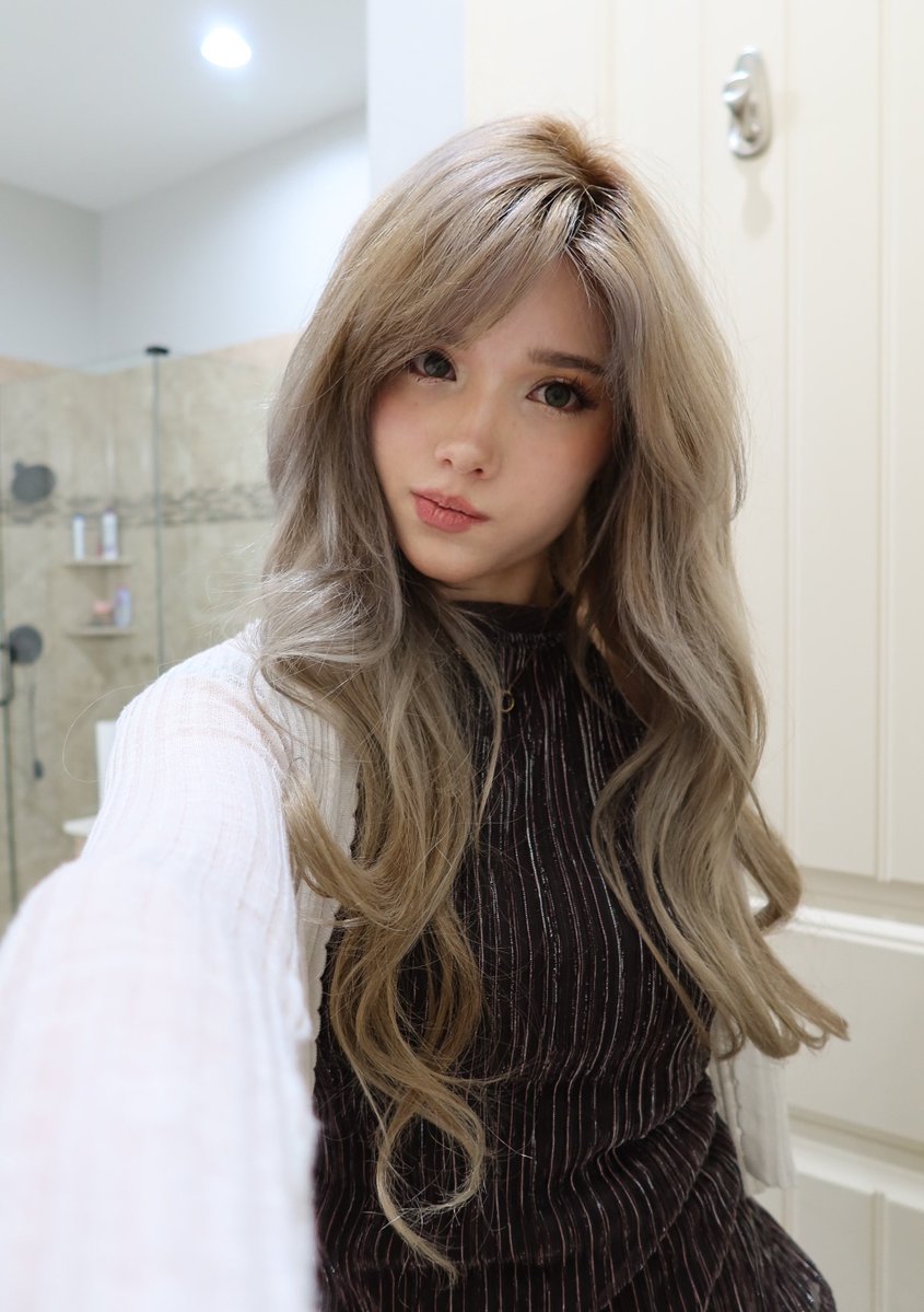 emmy. ♡ tweet media