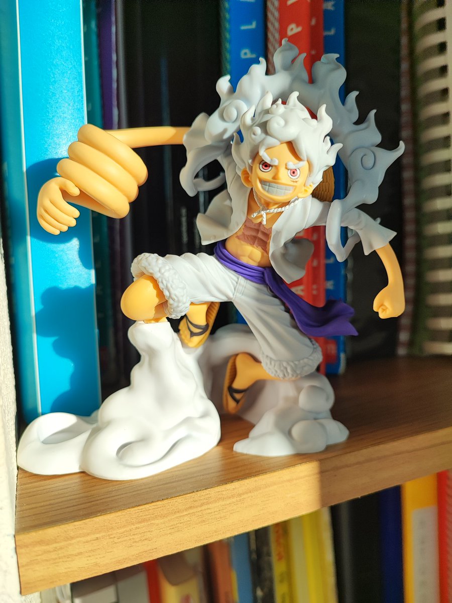 Drevan_'s tweet photo. Me acaban de regalar mi primera figura de anime 😍 https://t.co/a2DGLxUCEM