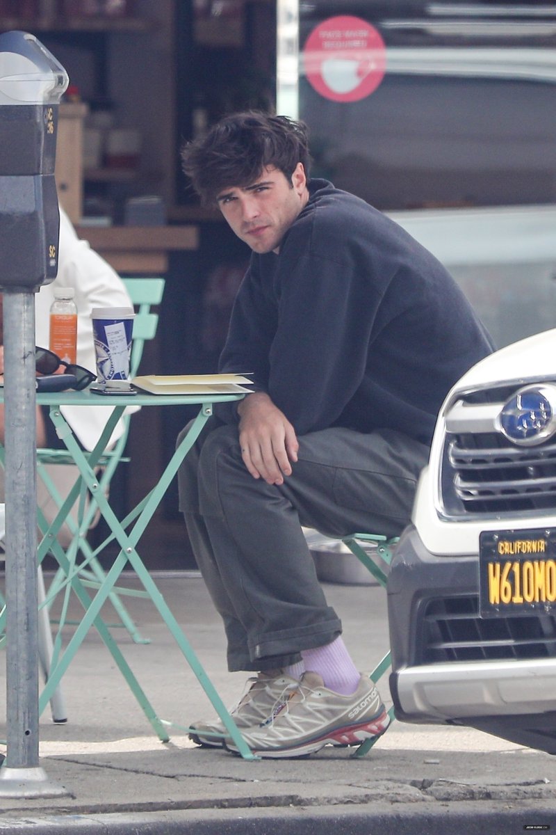 Hourly Jacob Elordi Fan Account tweet media