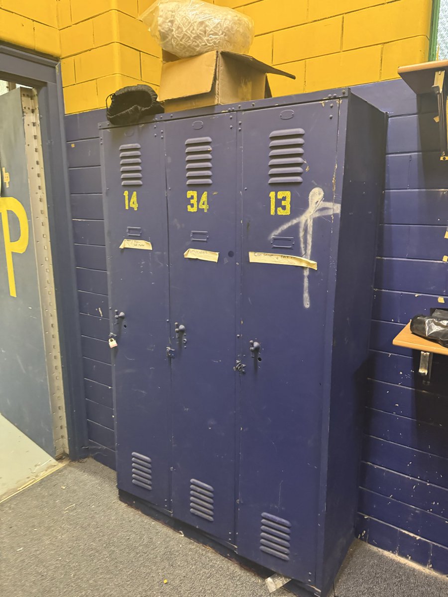 coachflo52's tweet photo. Coaches and A.D’s!

We got some old lockers we are trying to get rid of before school lets out in June. We are planning on throwing them out then but if anyone wants them before hand you are more than welcome to come pick them up from Lincoln Park H.S. https://t.co/NJE7sEOYih