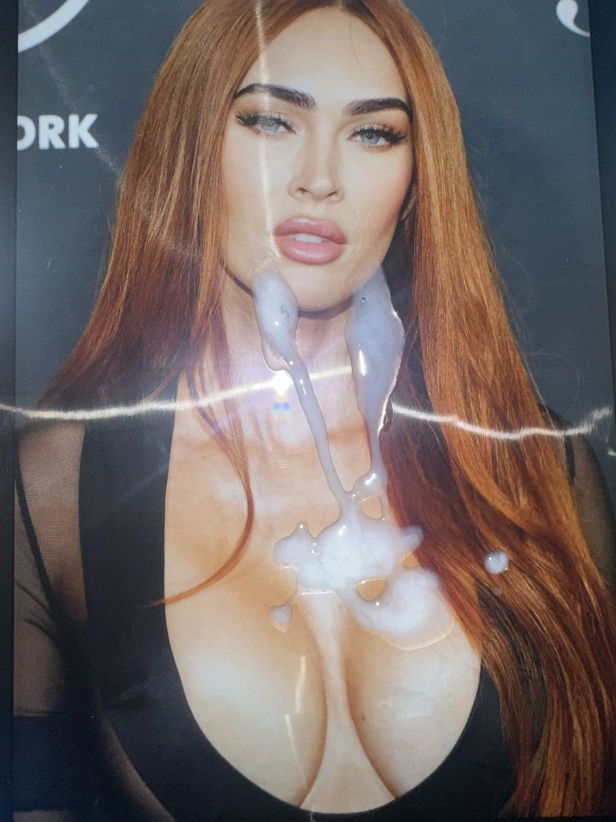 ChampionTribber's tweet photo. Cumming on Megan Fox #cumtribute #cumtributes #tributes #tribute https://t.co/umwlGHdDvm