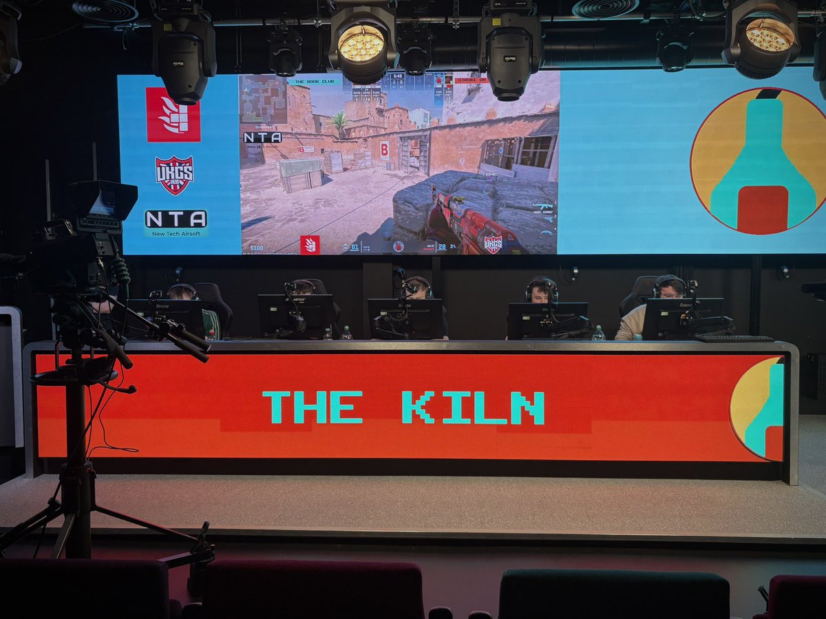 ppopatron's tweet photo. had a good time with @TheBookClubCS going up to @TheK1ln LAN. finished 3rd so a decent run from the boys!! 

stoke is a shit hole but the cassy was active https://t.co/rwUshLp6su
