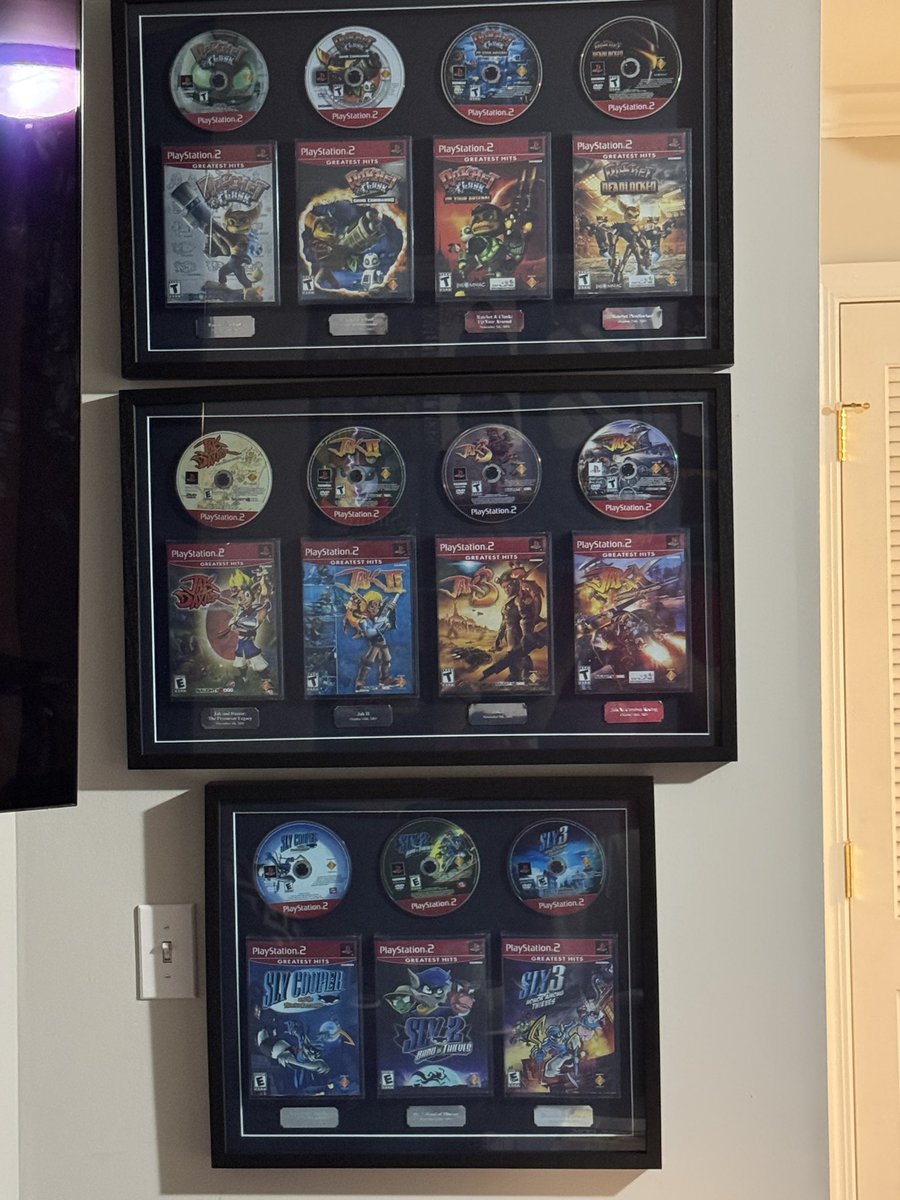 J’s Reviews tweet media