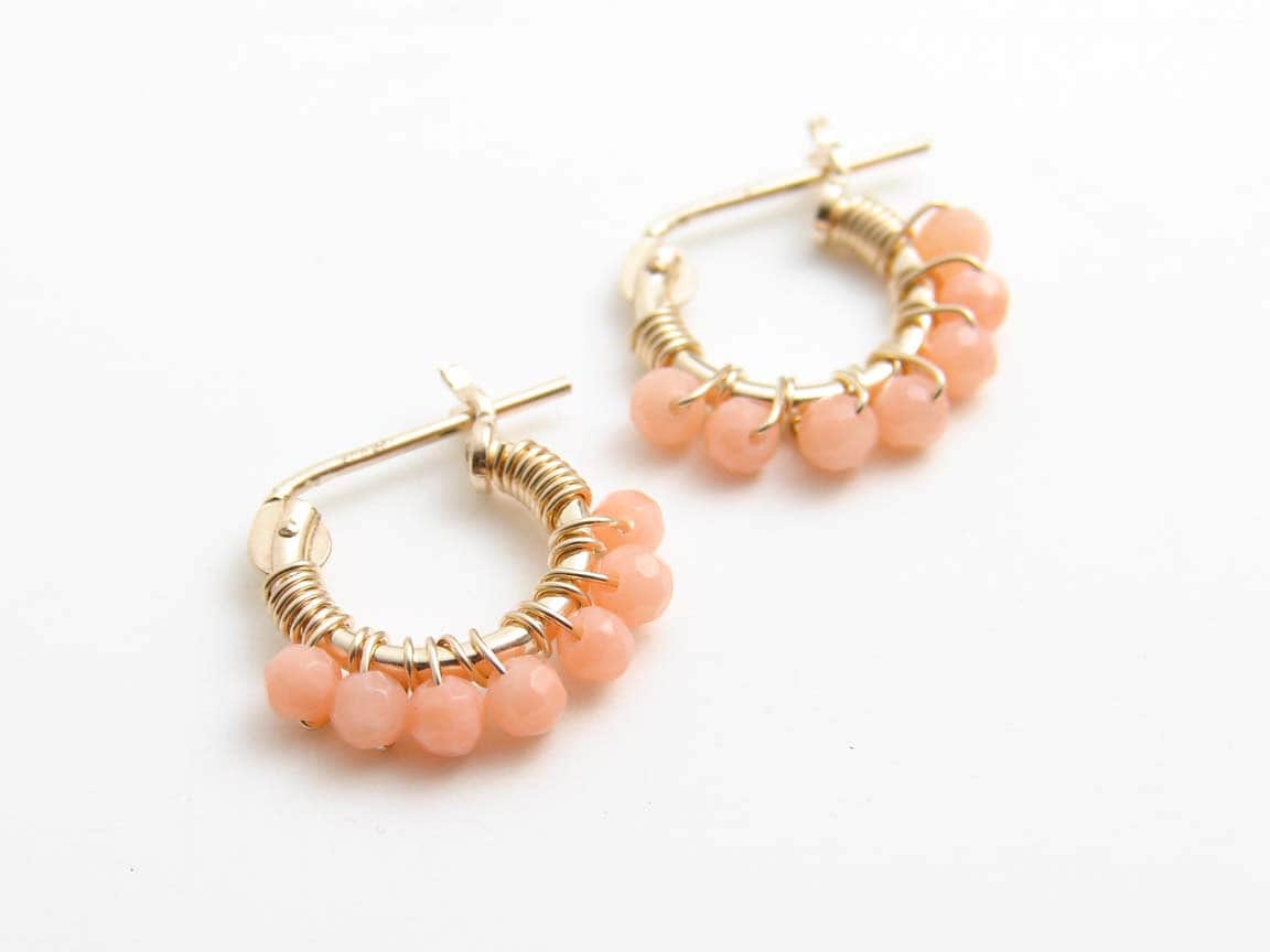 JewelryByMikako's tweet image. Tiny Pink Coral Hoop Earrings. 14K GF Hoop Earrings. Wire Wrapped Salmon Pink Coral. Simple Modern Jewelry by PetitBlue tuppu.net/189b12e8  #SmallHoop