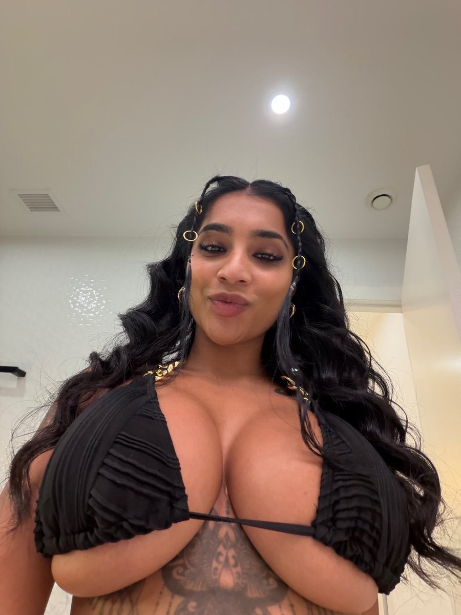 baddiespremiere's tweet photo. https://t.co/okfvmNCkQA