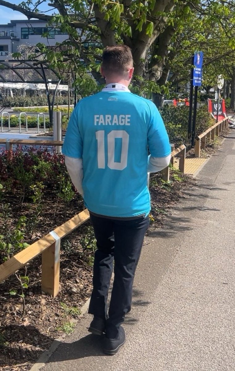 Parody Nigel Farage tweet media