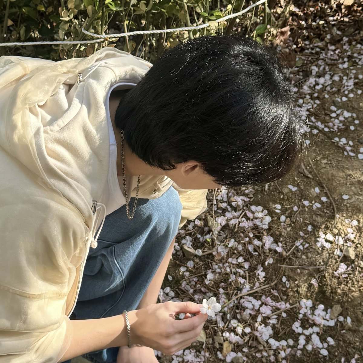 look at jeonghan’s hair that’s already reached his neck… that slight ...