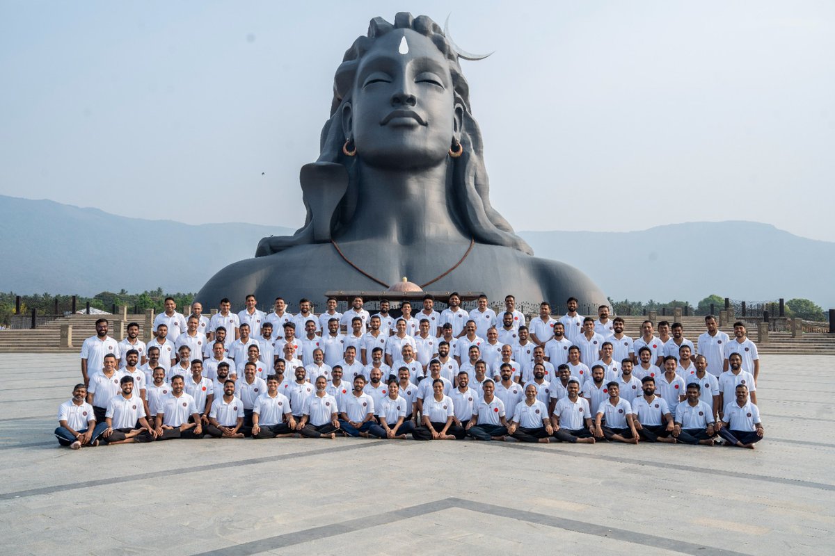 Sadhguru tweet media