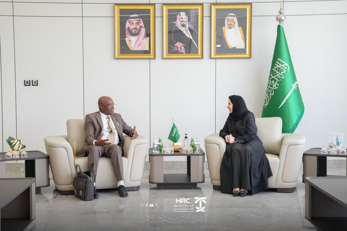 هيئة حقوق الإنسان tweet media