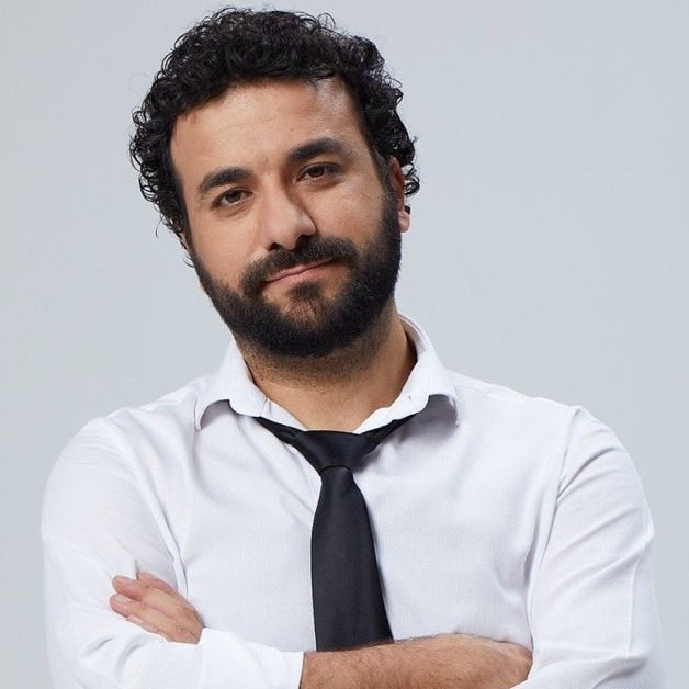 MagazinSimdi's tweet photo. Hasan Can Kaya: (Nişanlansı Duygu Karabaş hakkında) 

"Kendisi ünlü biri değil, çok düzgün bir hayatı var. Huzurunu bozmak istemiyorum, onu sosyal medyadan koruyorum." https://t.co/aqq5pNXL0X