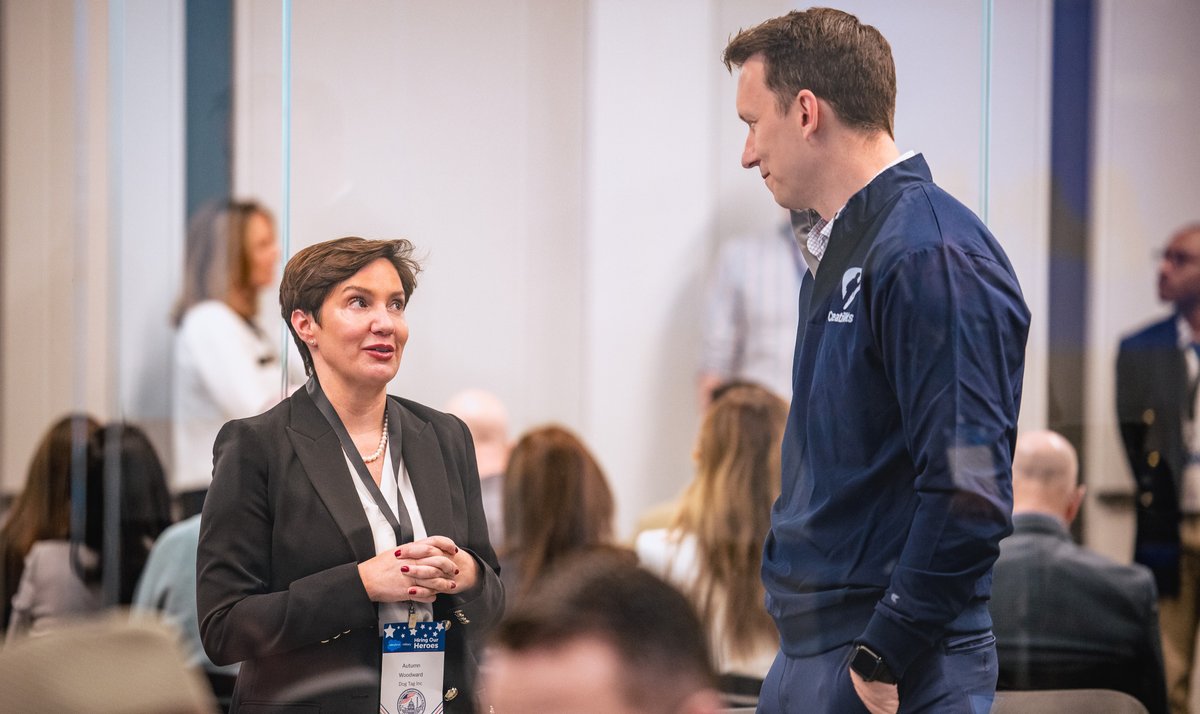 CreatiVets1's tweet photo. Some moments remind us why we do this. 🇺🇸 Grateful to @Salesforce and all who made the Military Summit unforgettable. 🤝🎶 #CreatiVets #Veterans #MilitaryCommunity #Salesforce #ArtHeals #MusicHeals #NashvilleEvents #VeteranSupport #CommunityImpact https://t.co/98dj11g7KC
