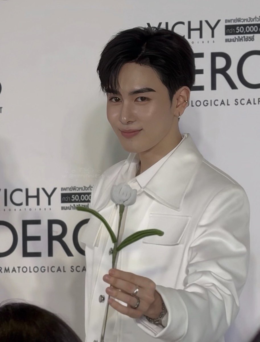 LittlecatST tweet media