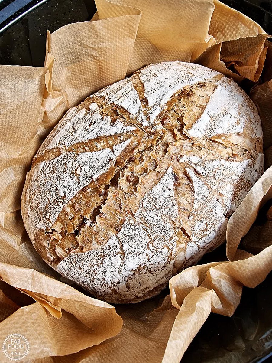 FabFood4All's tweet image. 🍞👩‍🍳 Want to impress your friends with homemade artisan sourdough? Try my Slow Cooker Sourdough Bread recipe! It's super easy and there's a video tutorial to guide you through every step. Check it out!
fabfood4all.co.uk/how-to-make-sl…  
#Sourdough #SlowCooker #BakingTips