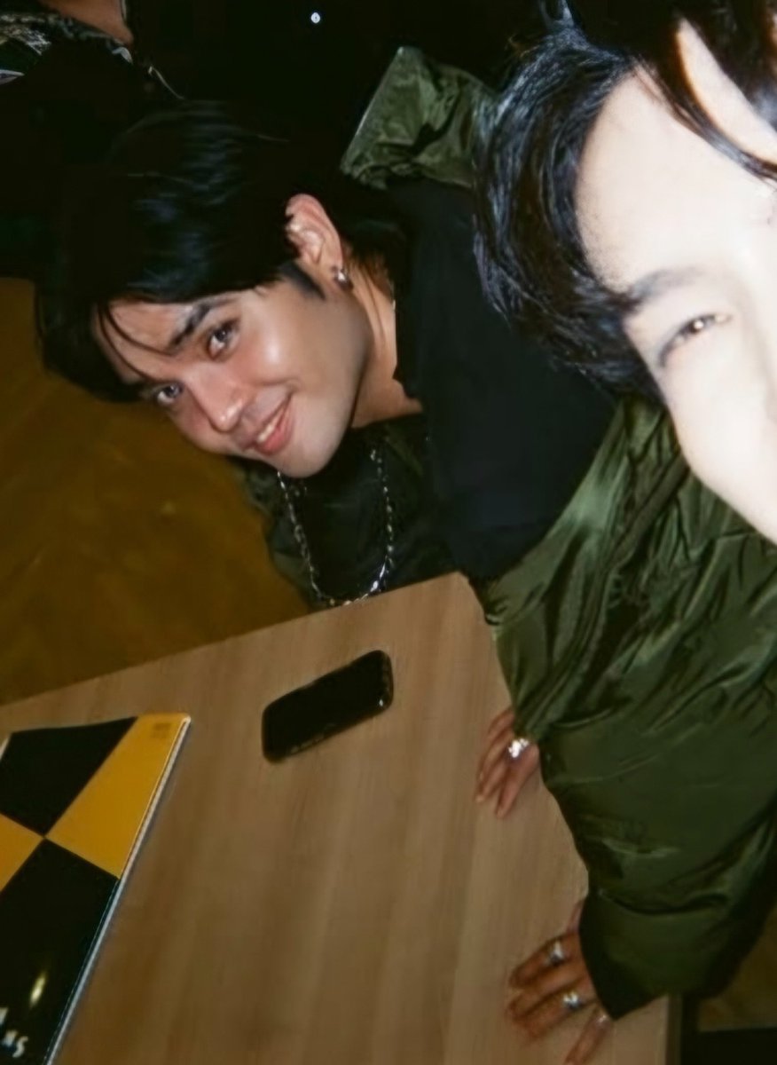 mae ❄🍓| 🍭☀️ tweet media