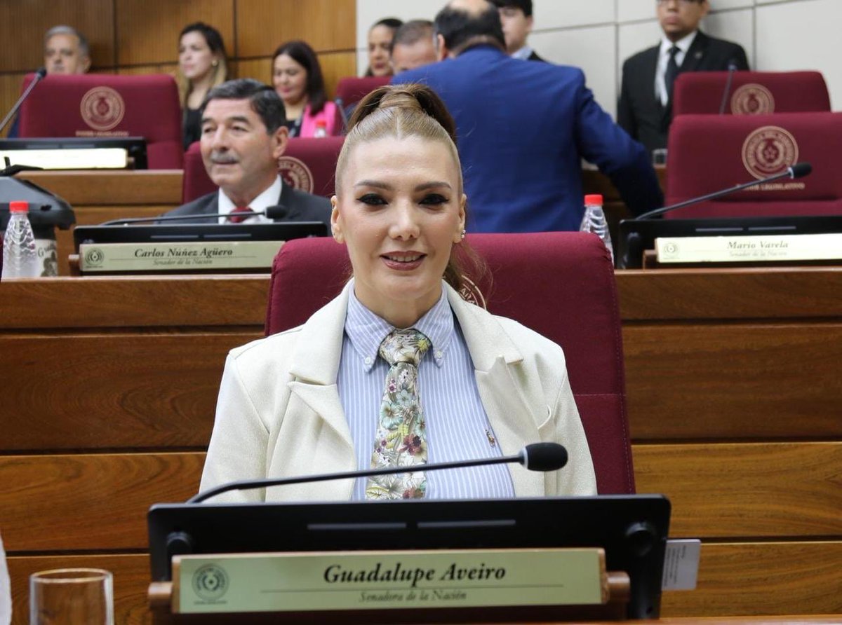 La Senadora Lupe Aveiro fue electa presidenta de la Comisión de salud y protección animal. Reemplaza a Chaqueñito quien perdió su investidura como Senador.
