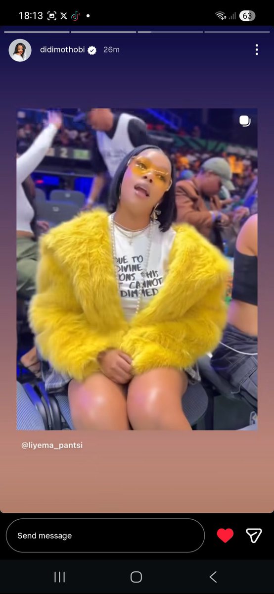 Moitsheki14's tweet image. My Bandana Girls reminding y'all who the Queen of Bazozwa is 🤏🏽🤏🏽🤏🏽🤏🏽🤏🏽😍😍😍🥹🥹🥹🥹🥹

#Neliswa 
#Liema
#Didi
#Trixie