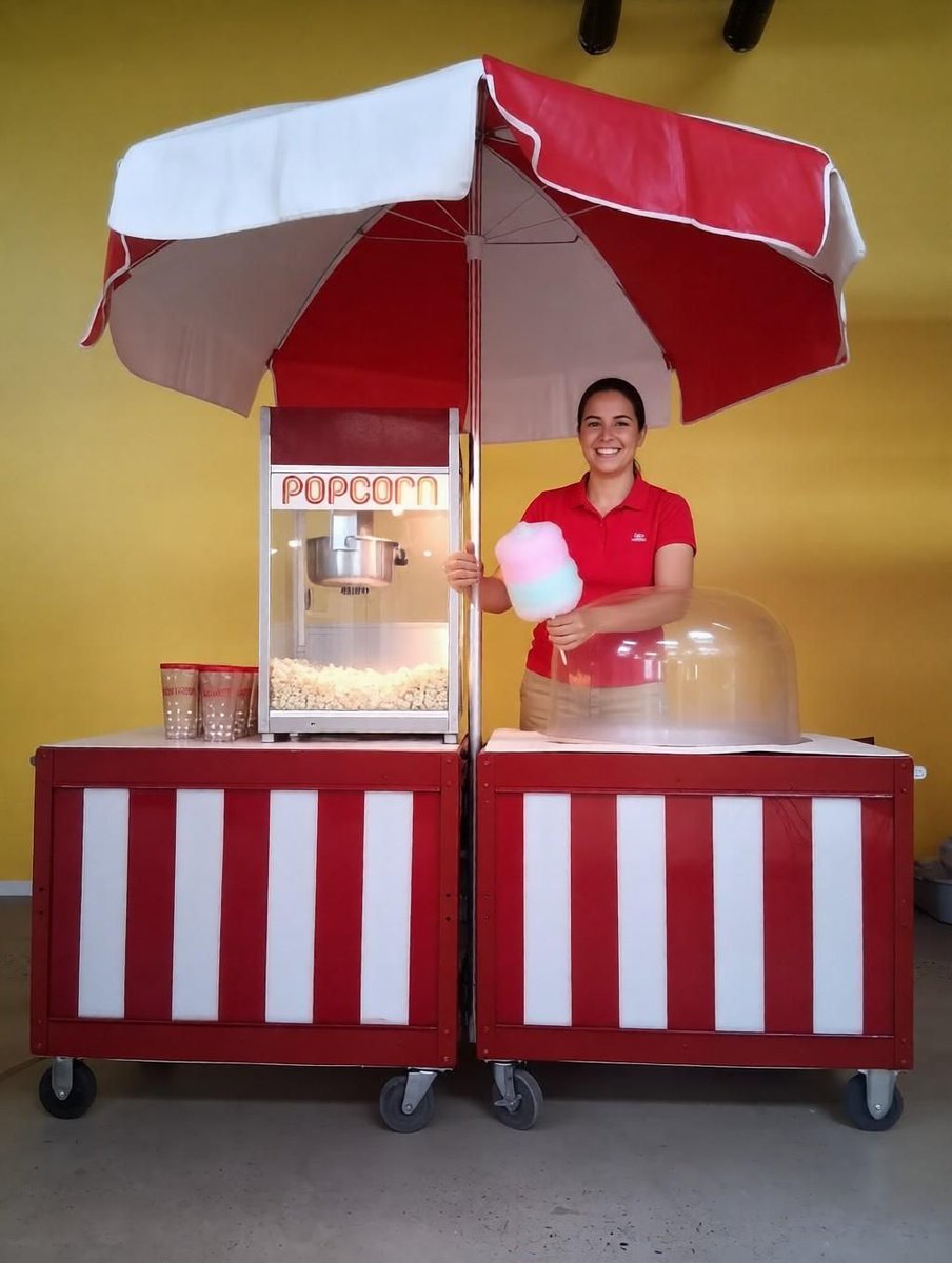 GotHotDogs's tweet photo. Big smiles, full bellies, and a whole lot of fun! 🎉

The Gourmet Vendor Inc. had an amazing time serving up a corporate lunch event packed with fresh popcorn 🍿, fluffy cotton candy 🍭, and all your favorite hot, delicious foods! https://t.co/kA0tdzg57k