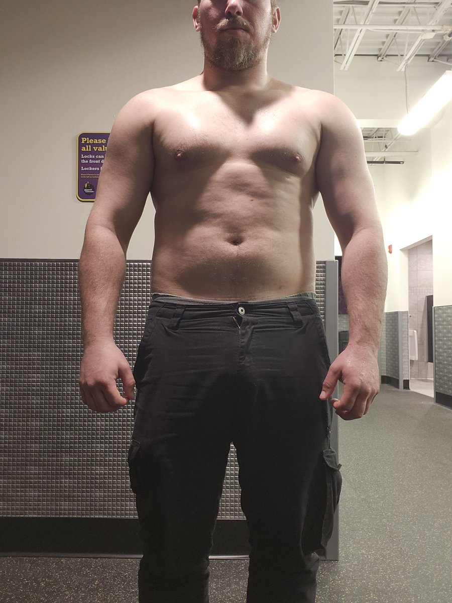 T0talReck's tweet photo. Hit the gym early this morning. Worked out the abs, Obliques, today made my abs feel like they were on fire.

#Gym #gymrat #fitness #FitnessJourney #gymmotivation https://t.co/d9RStSthQ8