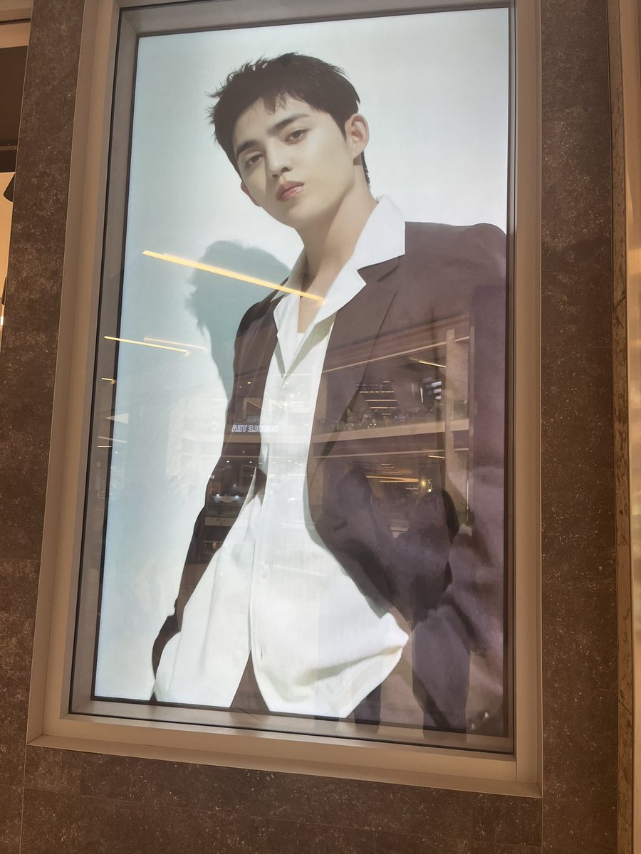 p1:eri is UNIQUE tweet media