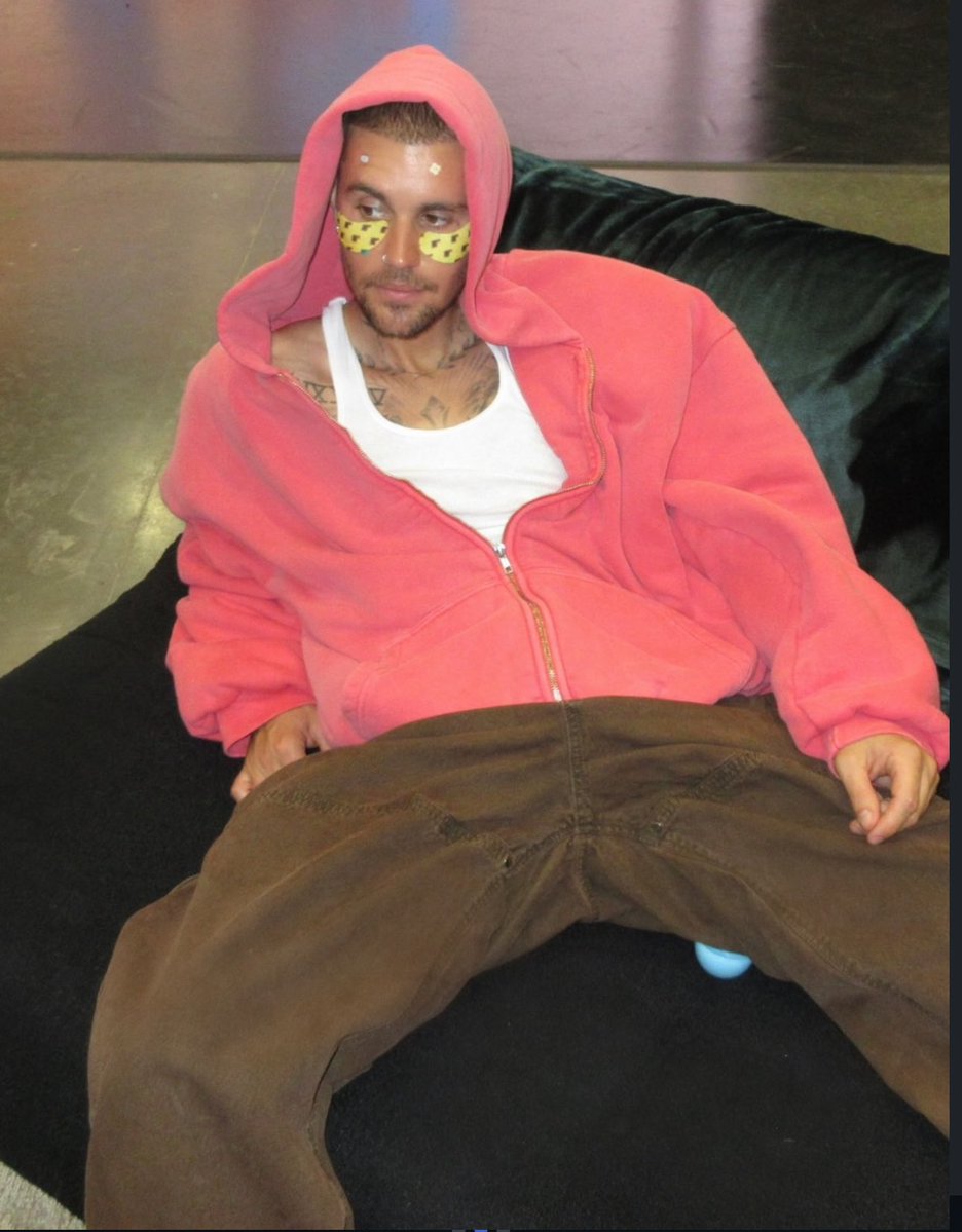 PERFEITO! Mais fotos de Justin Bieber para a campanha da Rhode Skin.