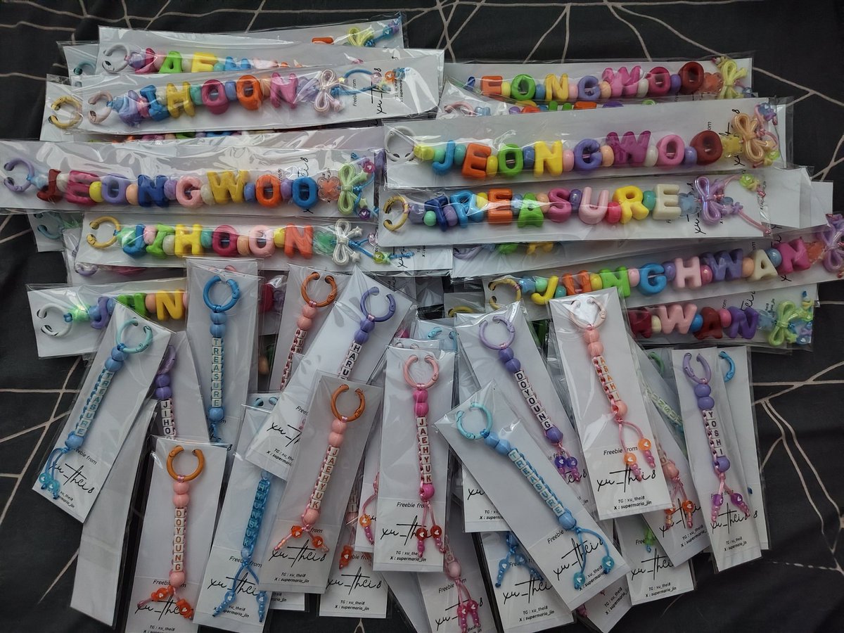 • Thei • tweet media