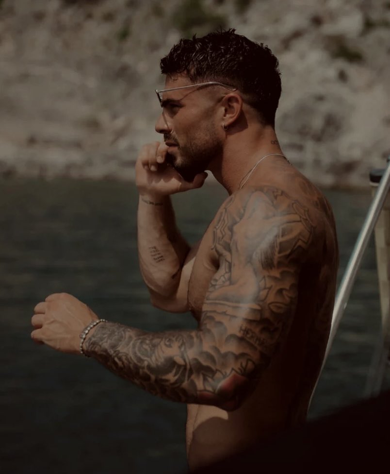 𝙼𝚊𝚝𝚝 𝙱𝚛𝚘𝚠𝚗. tweet media