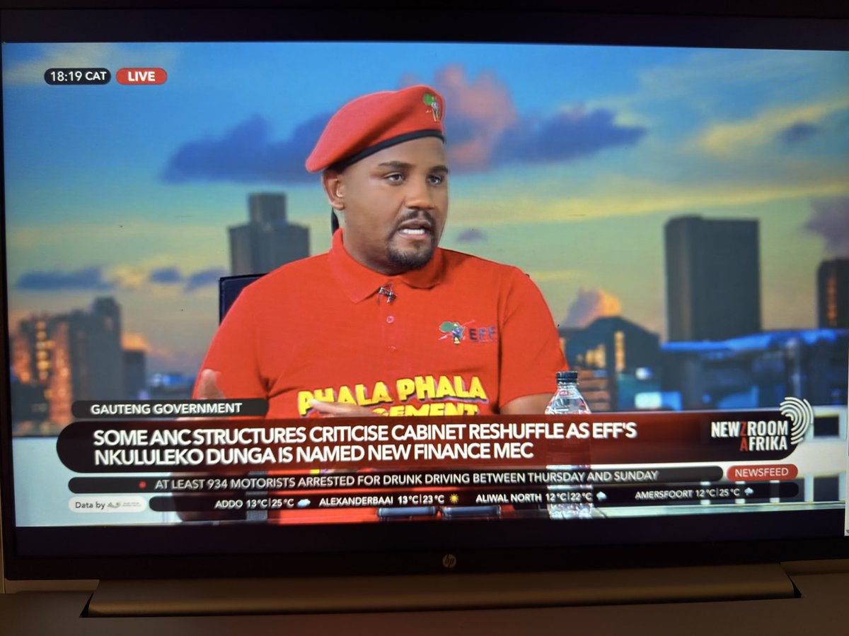 MaponyaRamodike's tweet photo. We are currently listening to superior logic of The Best MEC Finance in the Country from Gauteng Legislation deployed by the Mighty EFF.
#Screenshotrevolution #Followafighter #EFF #EngageAFigther #Starvethedevil #RegistertovoteEFF2026LGE https://t.co/KWlZSiNxBZ