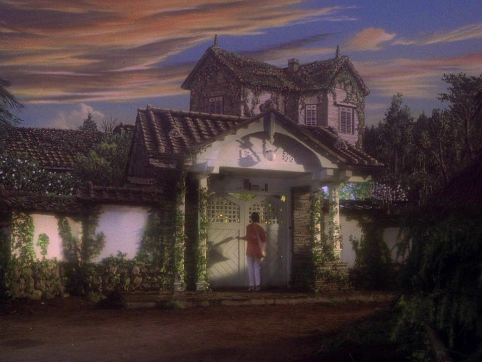 horrorsthetics's tweet photo. HOUSE (1977)

dir. Nobuhiko Obayashi https://t.co/OZBjQ2SyKx
