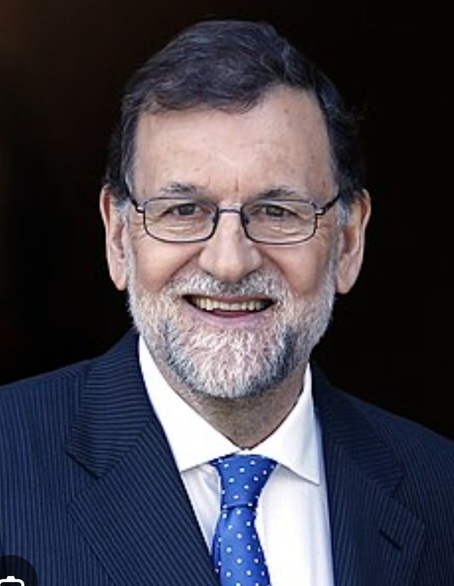 desfavorecidos3's tweet image. No están todos los que son, pero son todos los que están.
Los demás póngalos ustedes, que a mí ya se me ha revuelto el estómago.
#Gürtel
#Kitchen
#MafiaPP