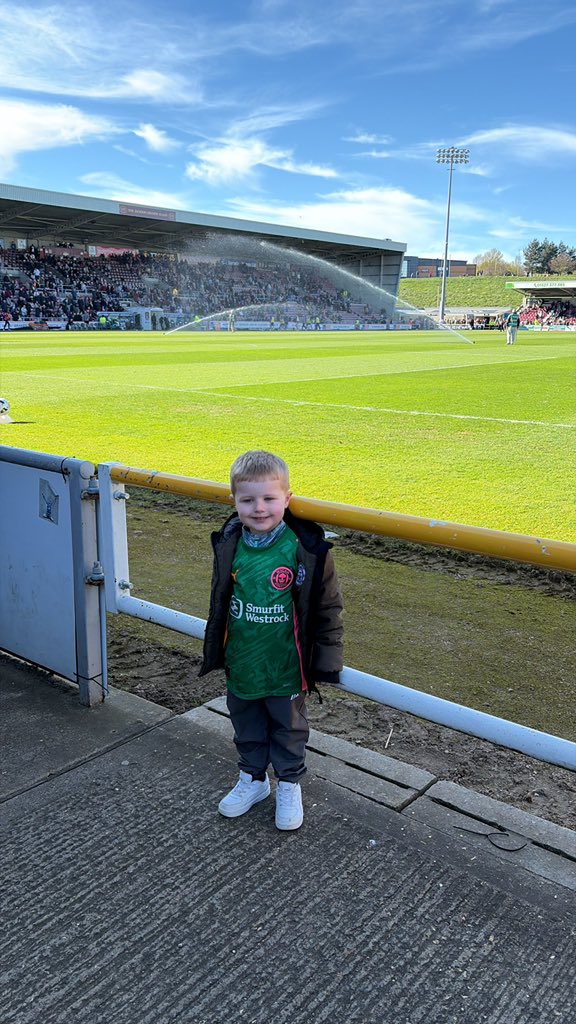 Alex Sumner tweet media