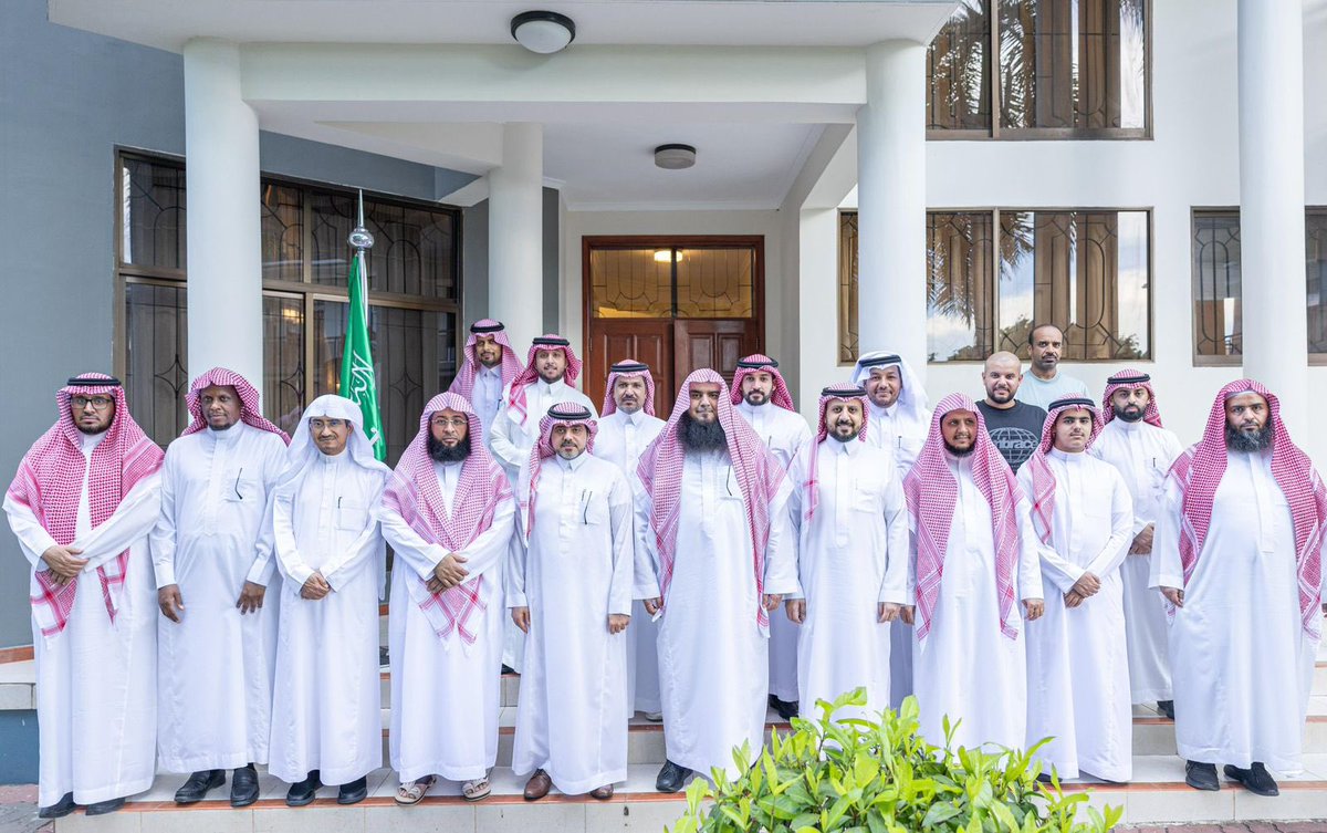 Saudi_MoiaEN's tweet photo. The Advisor at the Ministry of Islamic Affairs, Sheikh Mohammed bin Abdulwahid Al-Arifi, along with the Saudi delegation participating in the 34th edition of the Tanzania International Quran Award, attended the luncheon hosted by the Custodian of the Two Holy Mosques’ Ambassador to Tanzania, Mr. Yahya Akkish, today, Monday, in Dares Salaam.

#Islamic_Affairs