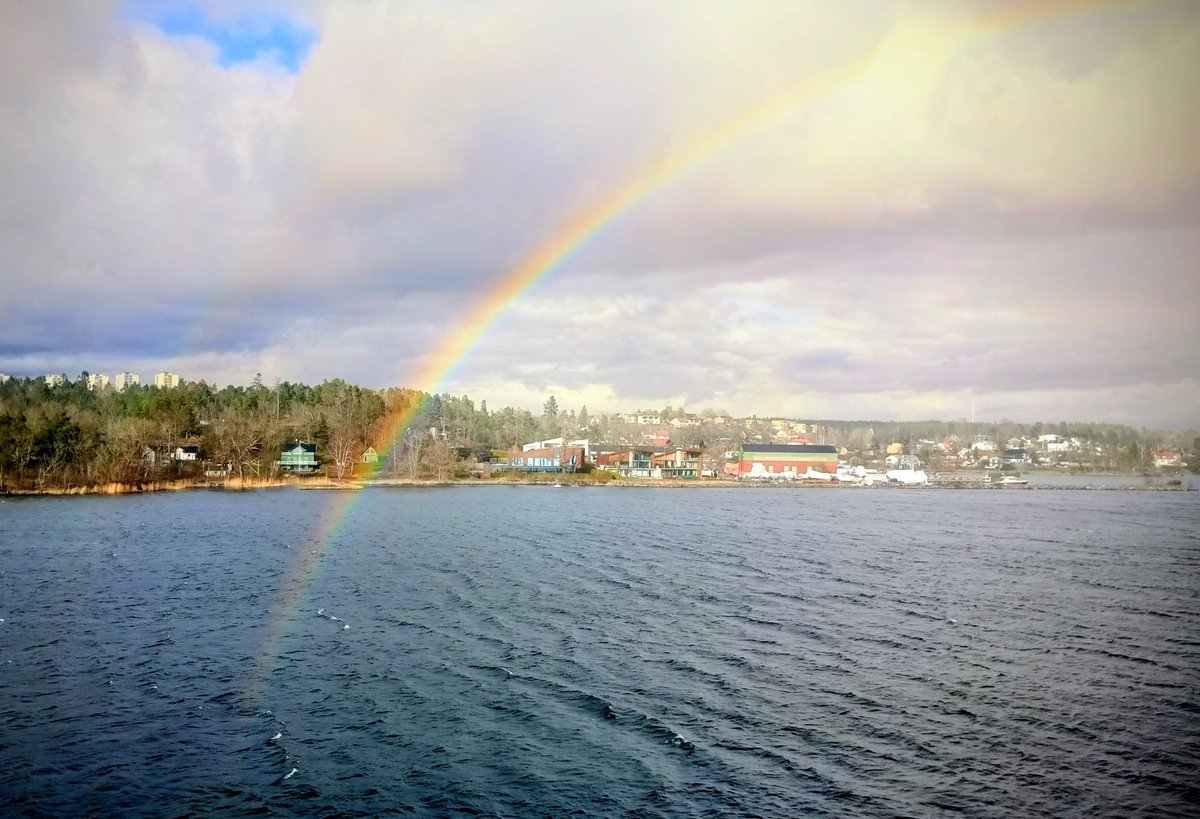 jaakkohelander's tweet image. Sataa ja paistaa - regn och solsken #saaristo #meri #pääsiäisreissu