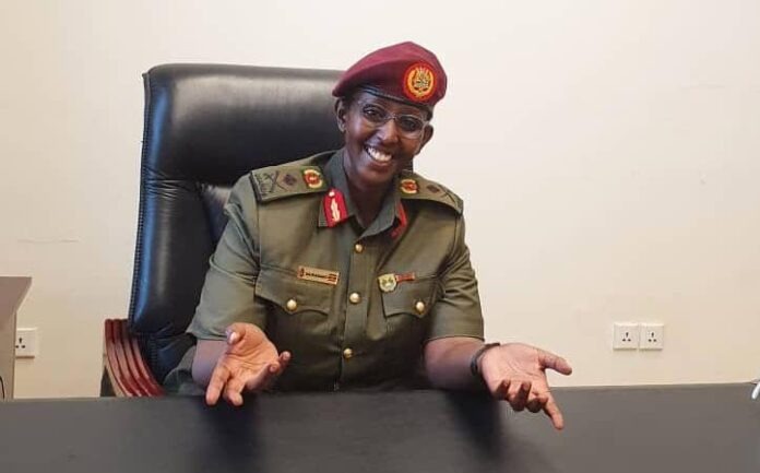 gabinika01's tweet image. 👏 “Honoured to have sat down with Brigadier General Charity Bainababo @CharityBabo an inspiring leader who sparked deep convos and motivation. Her vision fuels my grind and dedication to service. #Inspiration #Leadership #HardWork #BrigGen”
