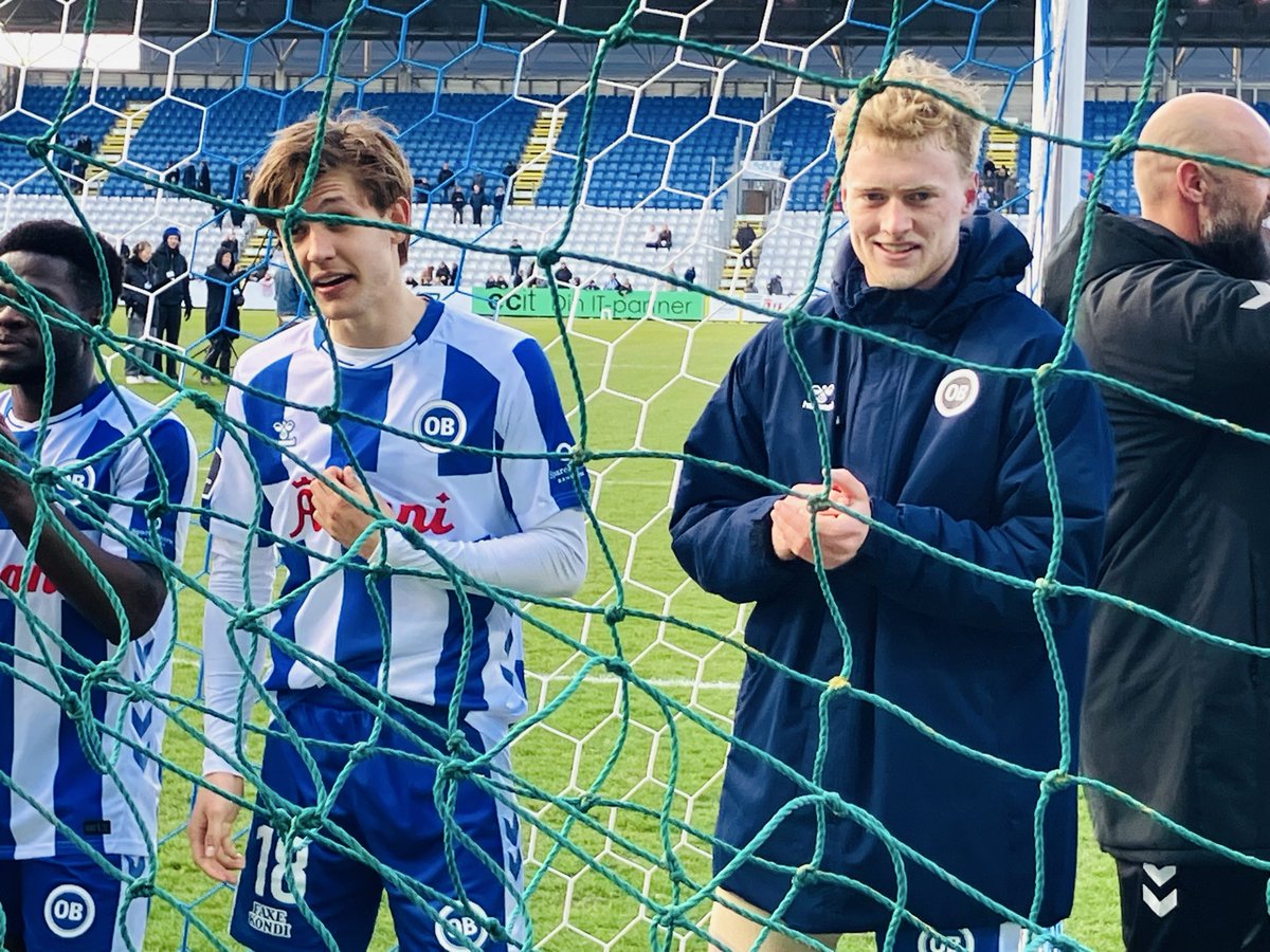 SrenPlovgaard's tweet photo. 1-0-sejre er de bedste #obdk #obfcf https://t.co/6rPyYKdCIO
