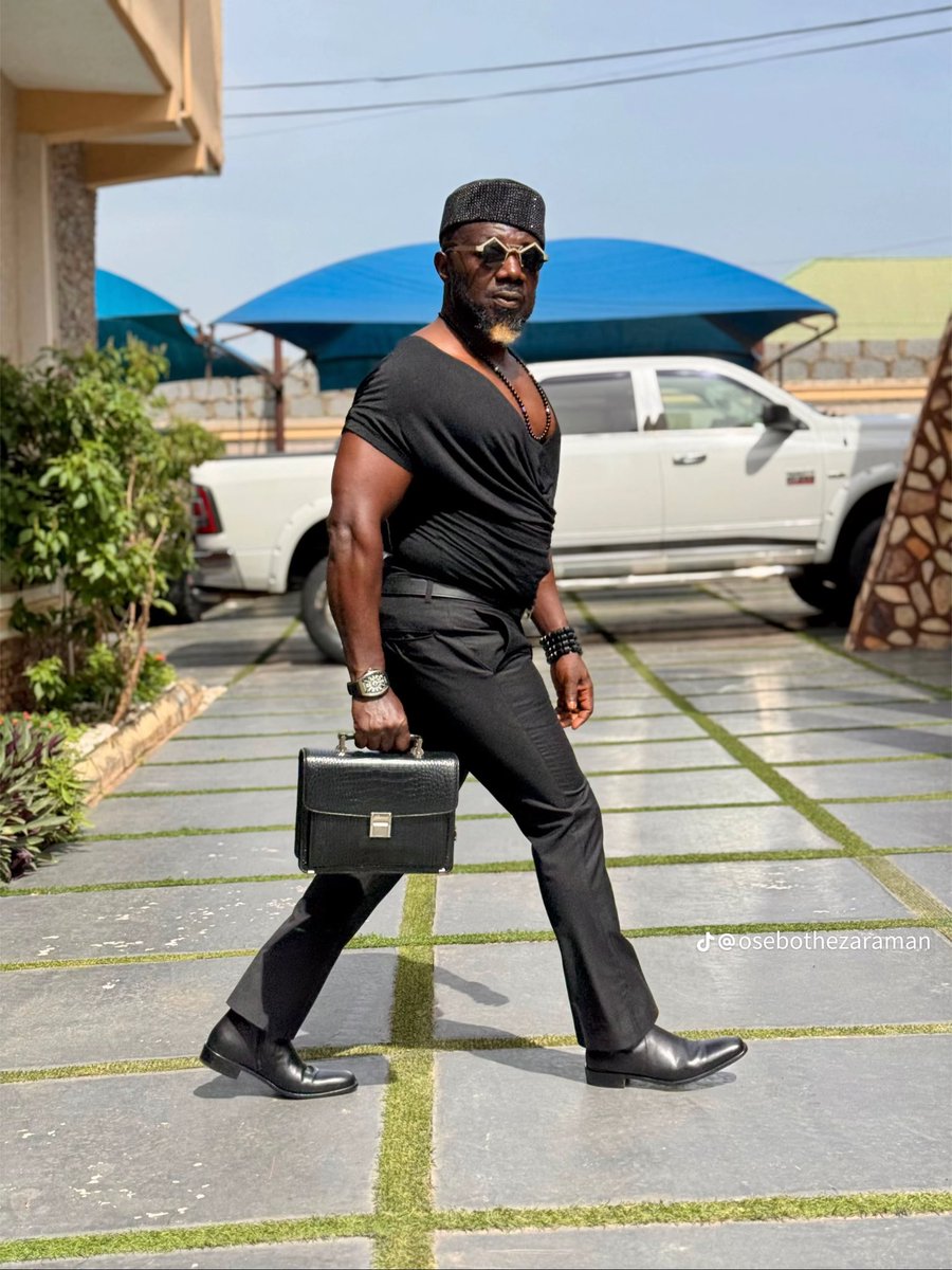 baby khen🥷🏿🇬🇭! tweet media