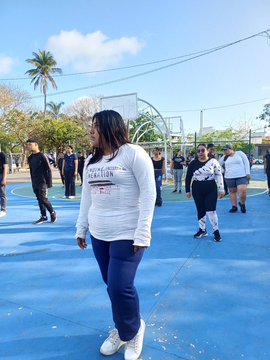 cetugver's tweet photo. El Día Mundial de la Actividad Física, que se conmemora cada 6 de abril, es una fecha que busca concientizar a la población sobre la importancia de mantenerse activa para mejorar la salud y la calidad de vida.
 #yosoycetug #CETUGVeracruz #ejercicio #actividadfisica https://t.co/OzrTnFxXOe