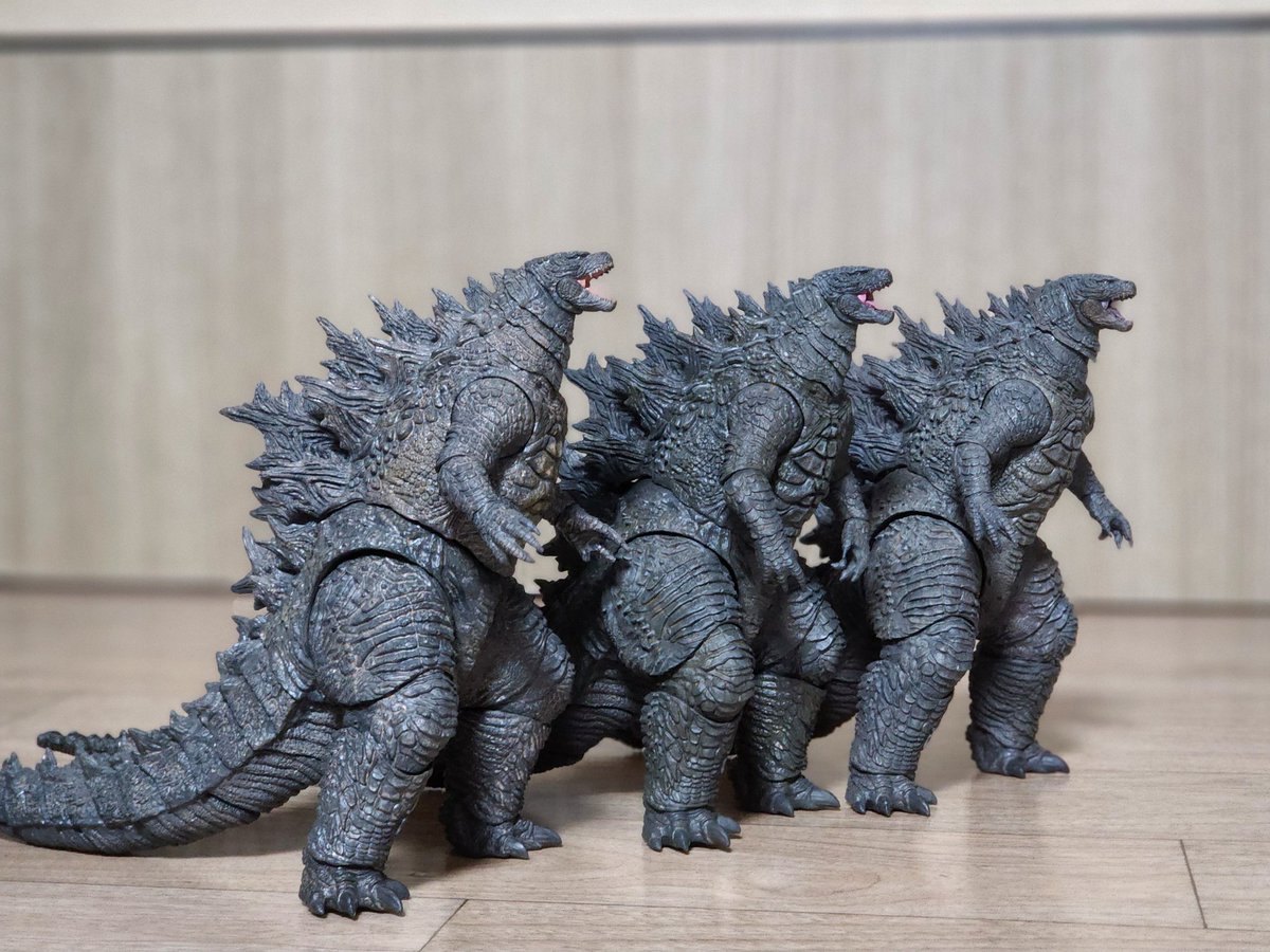 GhidorahStan1964 tweet media