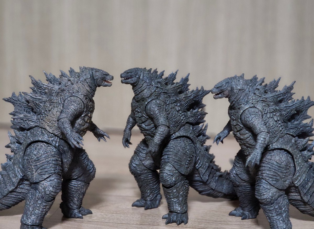 GhidorahStan1964 tweet media