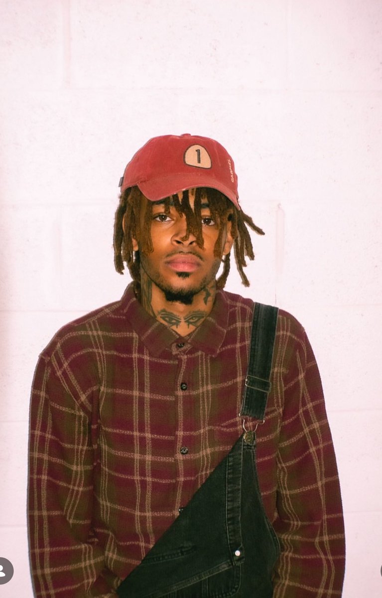 1stankturtle's tweet photo. @WAVdistro thank you ! Let’s make history together! Just dropped today ! https://t.co/Ng8tFmYjRr