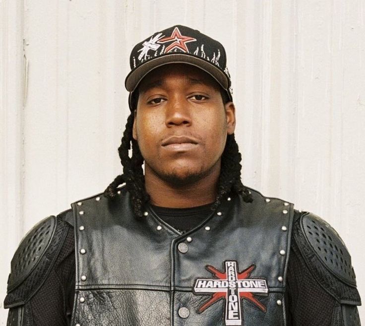 Hmu if you listen to Ariana Grande, Brent Faiyaz &amp; Don Toliver religiously.