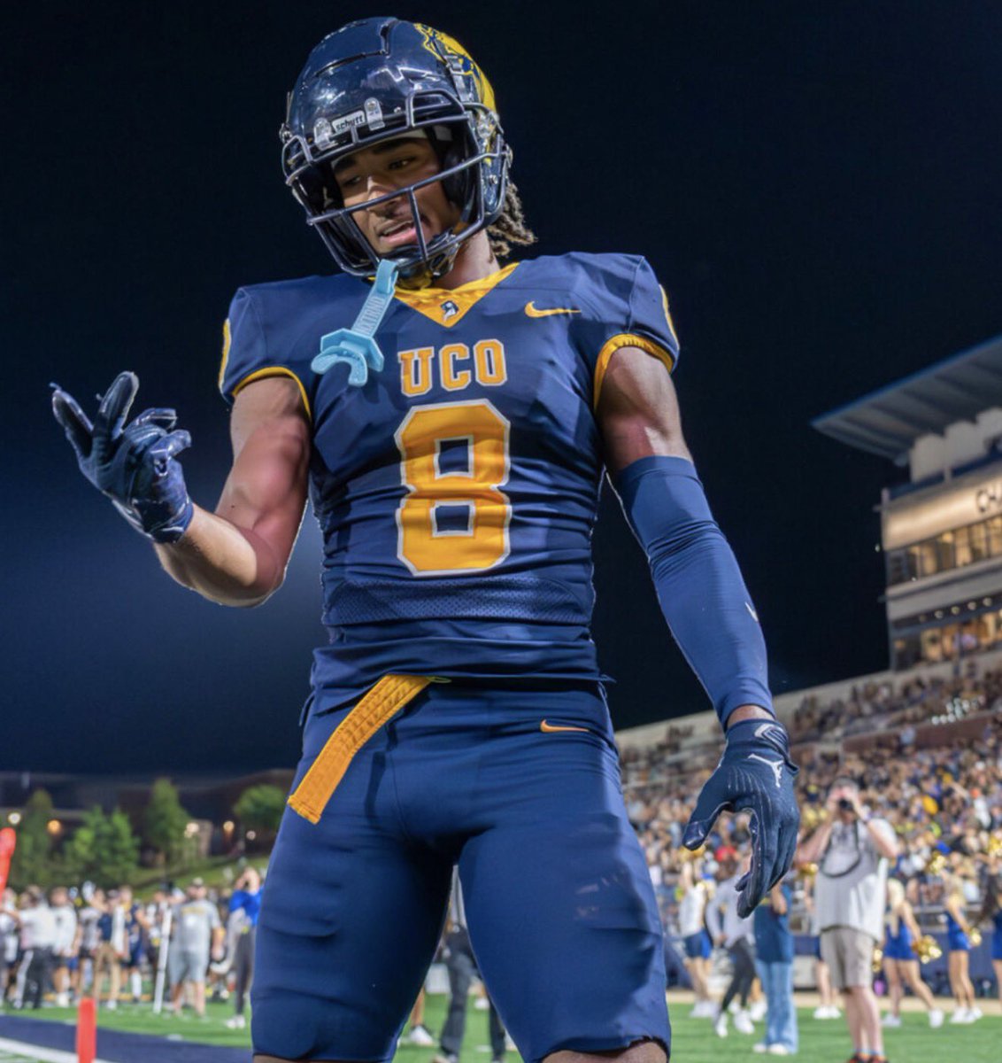 DreLockUp's tweet photo. #AGTG
University Central Oklahoma Offered !! https://t.co/v0bhD2ntuz