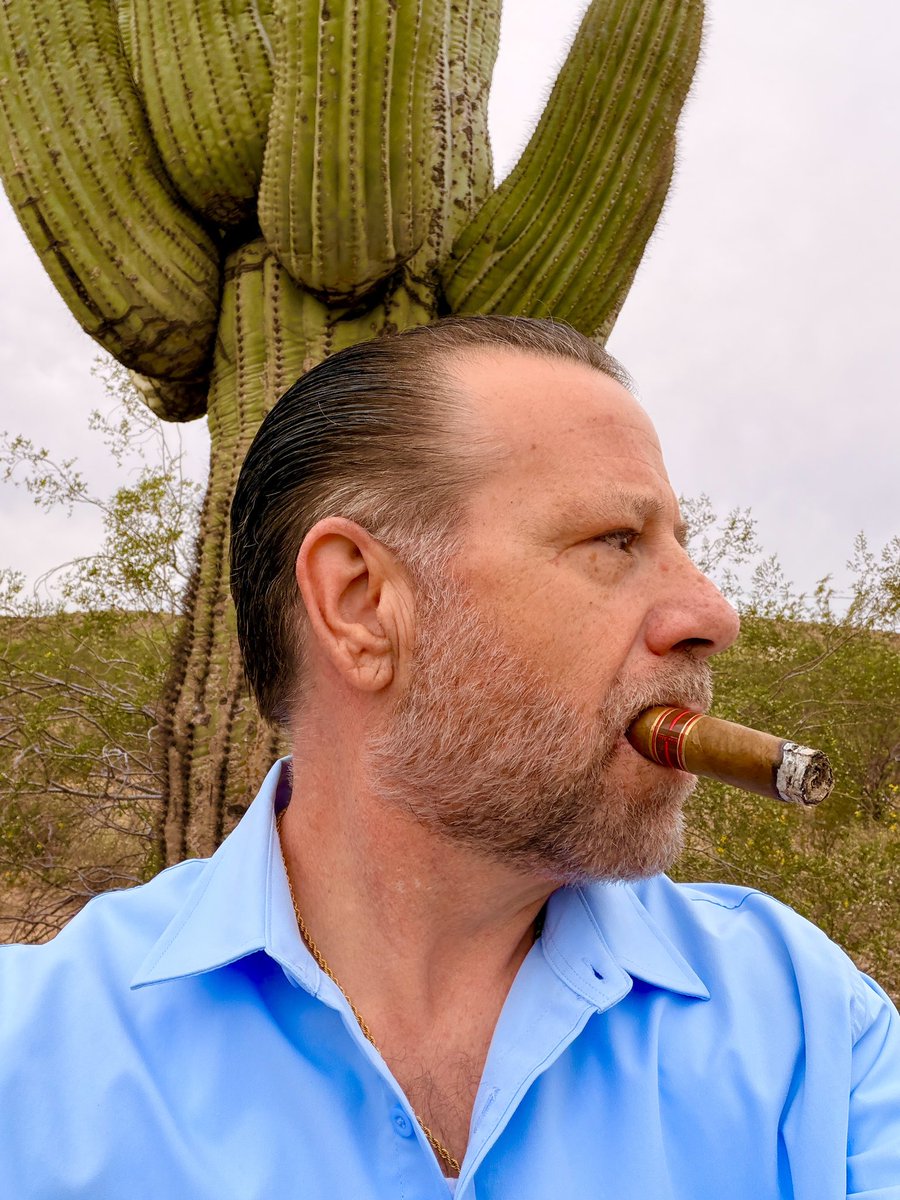 Cigarlo Gambino tweet media