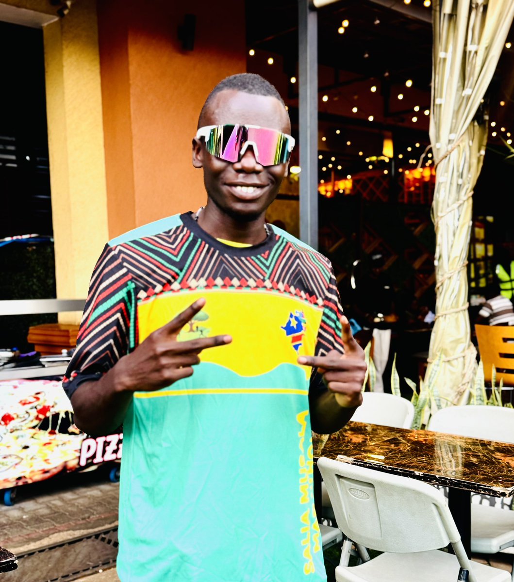 ᴛʀᴀᴠᴇʟ ꜱᴘᴇᴄɪᴀʟɪꜱᴛ 🇺🇬 tweet media