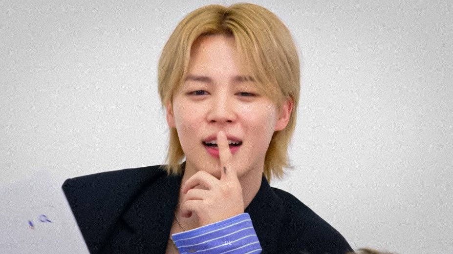Jimin eyes🪞ᴹᵘˢᵉ tweet media
