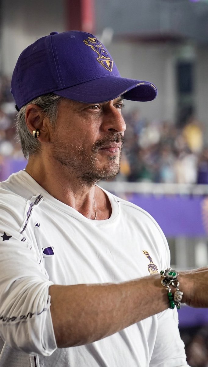 Asma Zebari tweet media