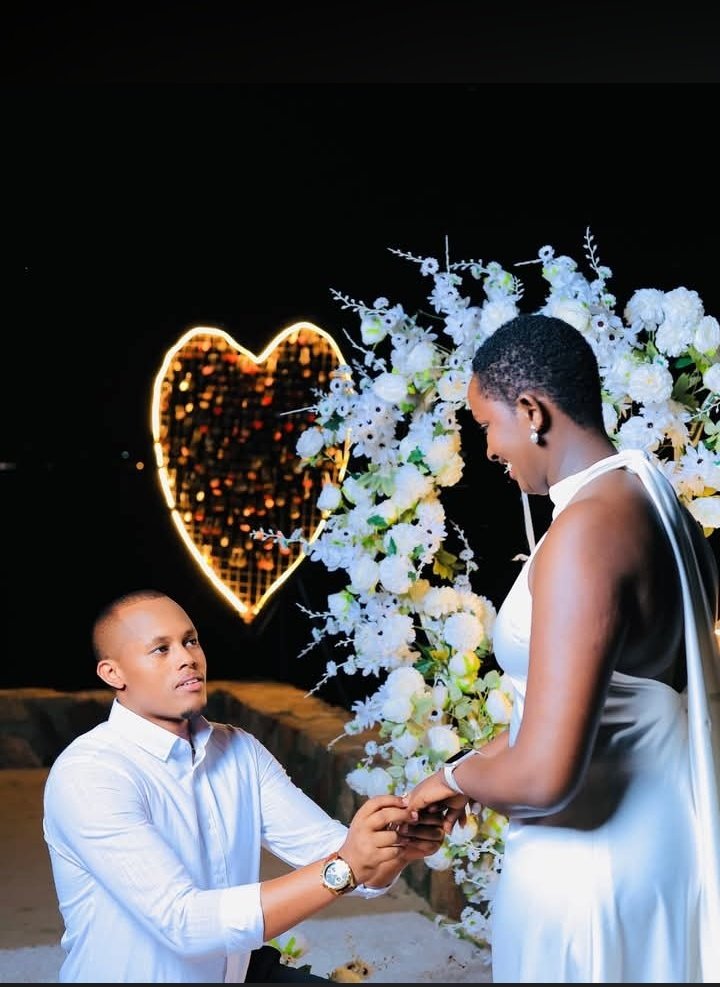 PAPARAZZI tweet media