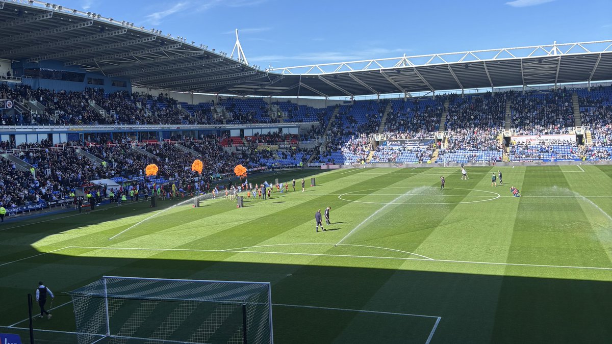 RFC Latest tweet media