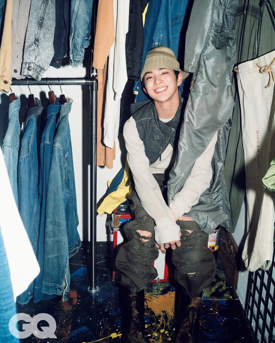 ᴀᴋʜ ᴢɪᴘ tweet media