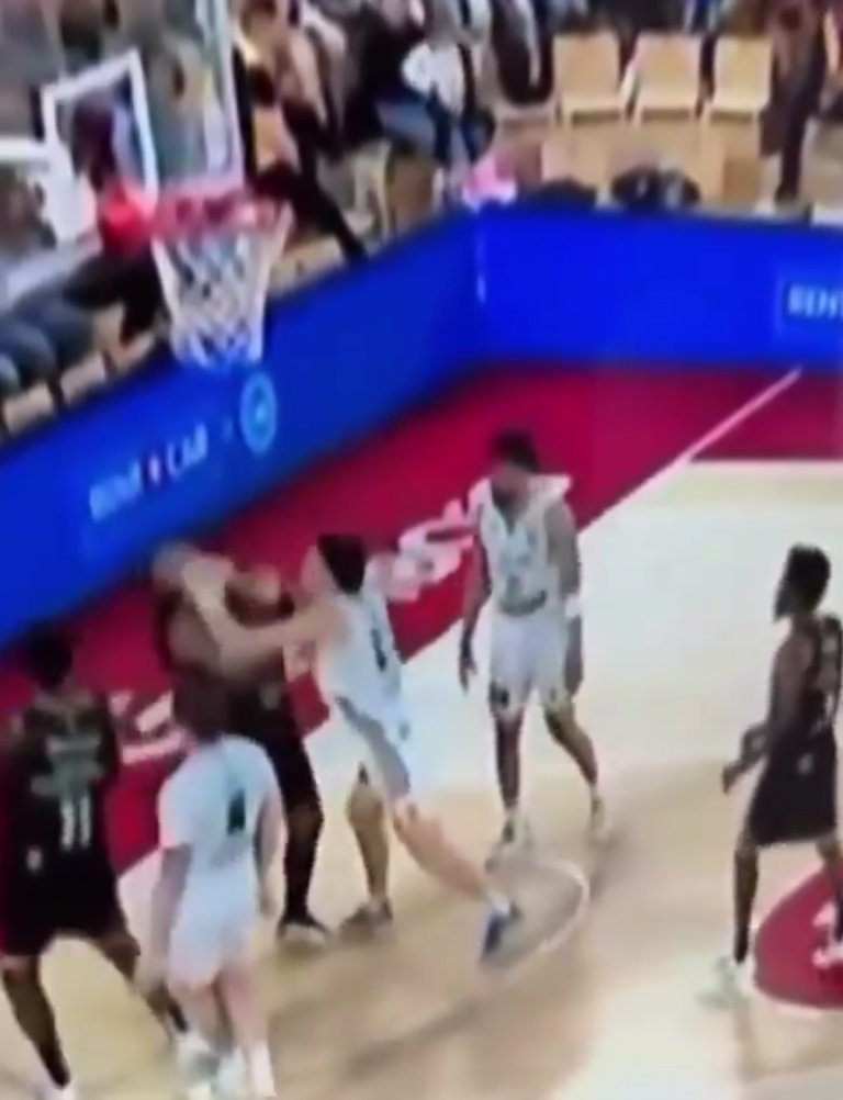 Douslèt du 97 🍭 tweet media